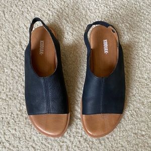 KODIAK Sandals